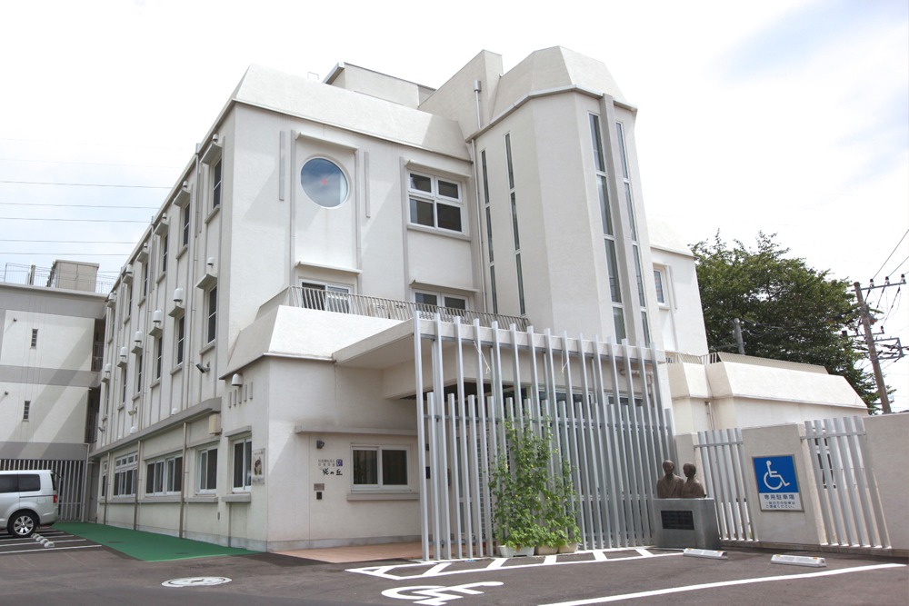 白根 学園 クラスター